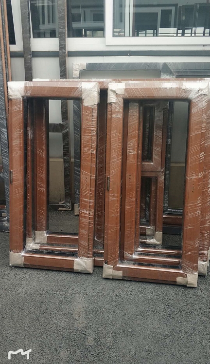 鞍山市天乙門窗工業(yè)有限公司沈陽經(jīng)銷商所訂貨品已完成，經(jīng)過檢驗后進行包裝，準備發(fā)貨。(圖3)